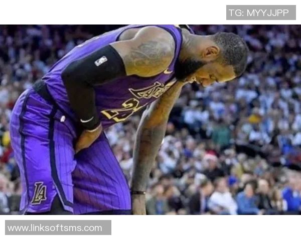 詹姆斯因腹股沟伤势将缺阵至少一场比赛球队面临挑战